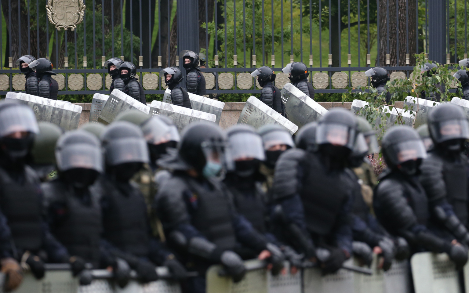 В Гродно ОМОН применил слезоточивый газ против протестующих