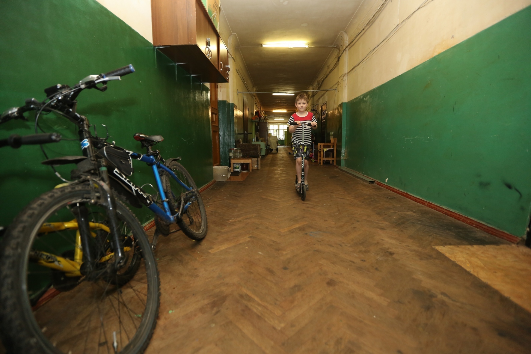 Коридор коммунальной квартиры