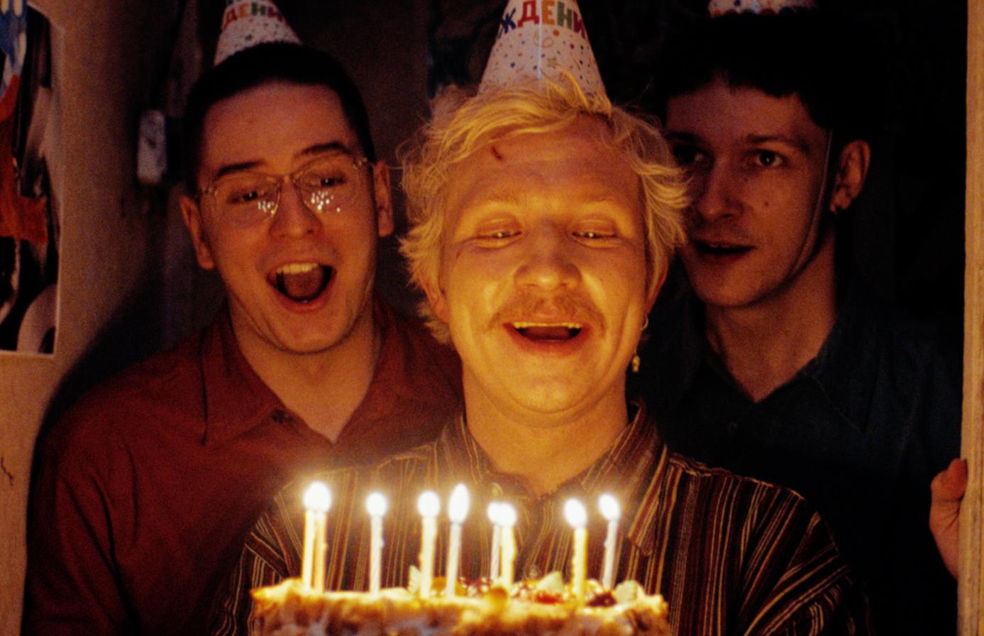 Кадр из фильма &laquo;Здесь был Юра&raquo;