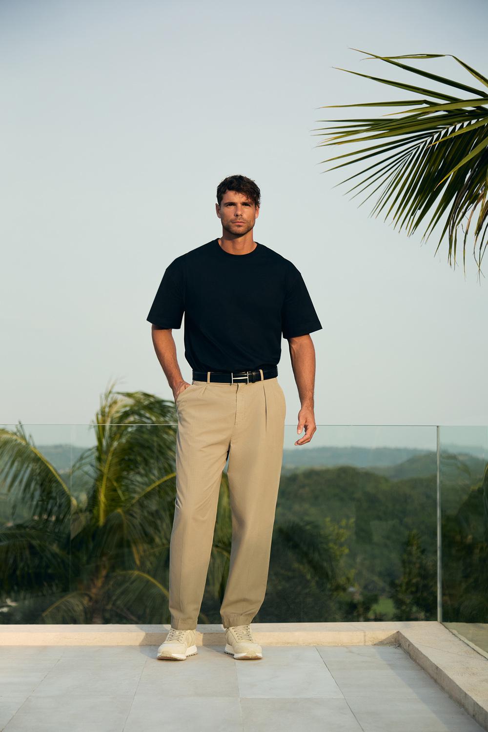 Футболка Principe di Bologna, ремень Reptile's House, брюки Cellar Door, кроссовки Fabi