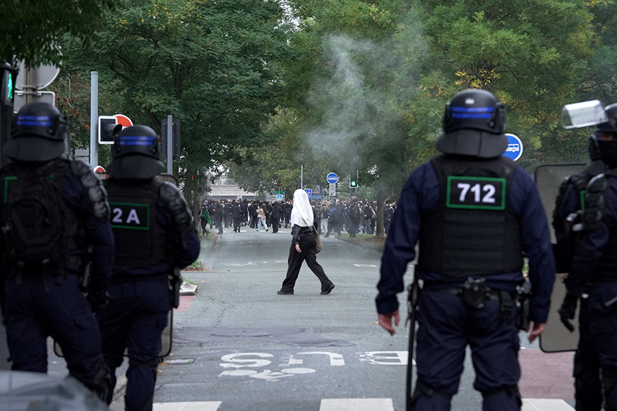 Noemie Olive / Reuters