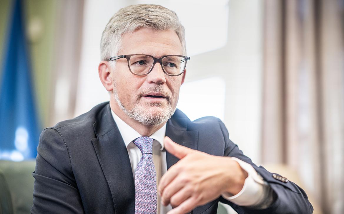 Назвавший Шольца «ливерной колбасой» дипломат Украины раскритиковал Мерца