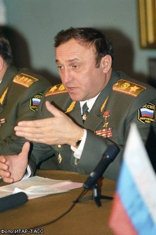 Павел Грачев