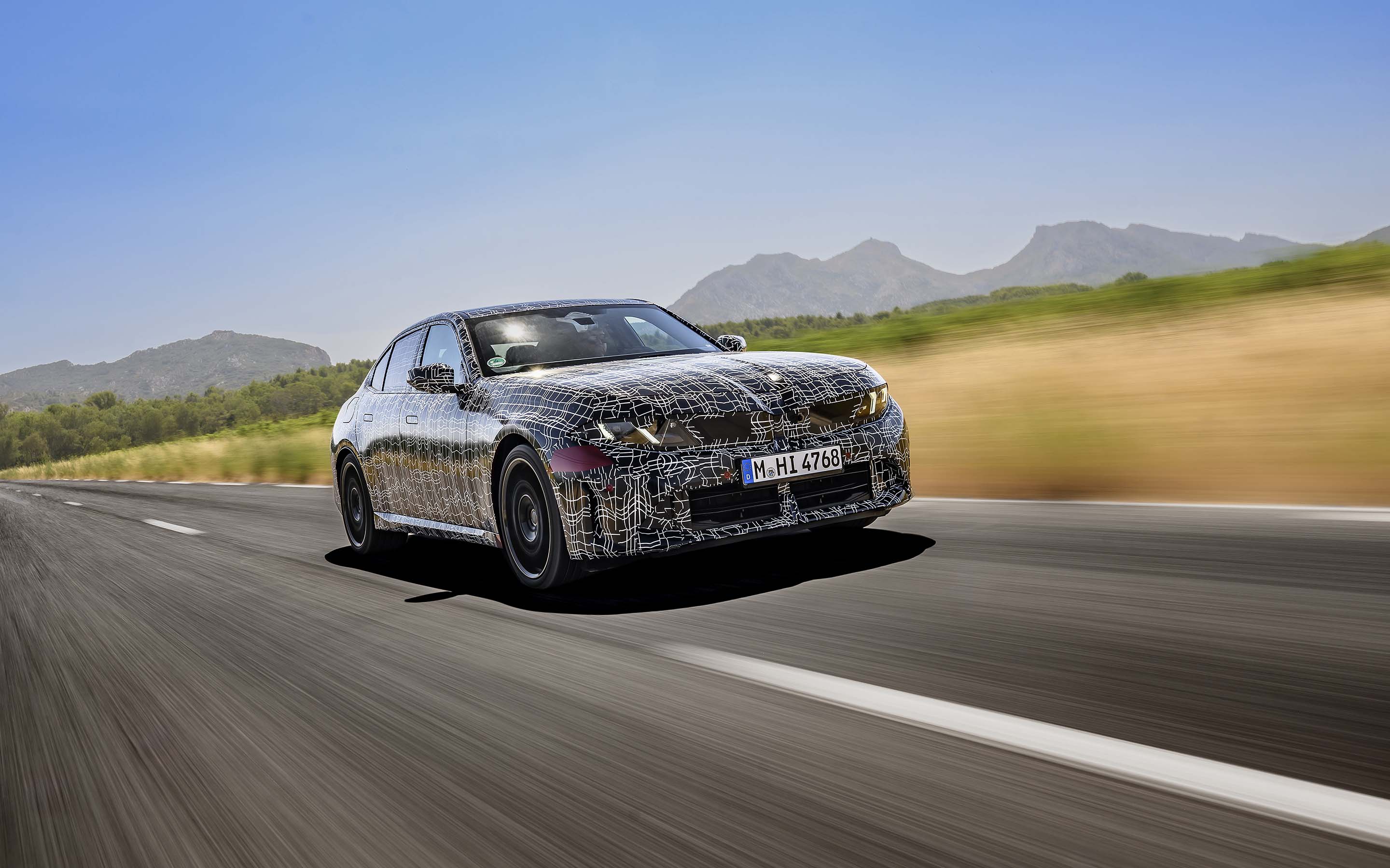 Фото:  BMW