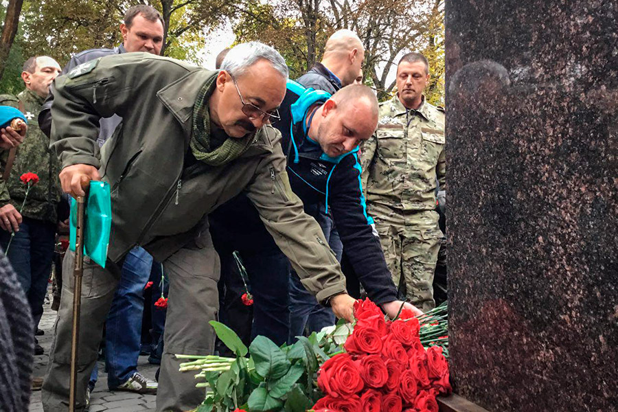 Глава организации &laquo;Союз добровольцев Донбасса&raquo; Тимур Оккерт оценивал стоимость памятника в 1 млн руб.