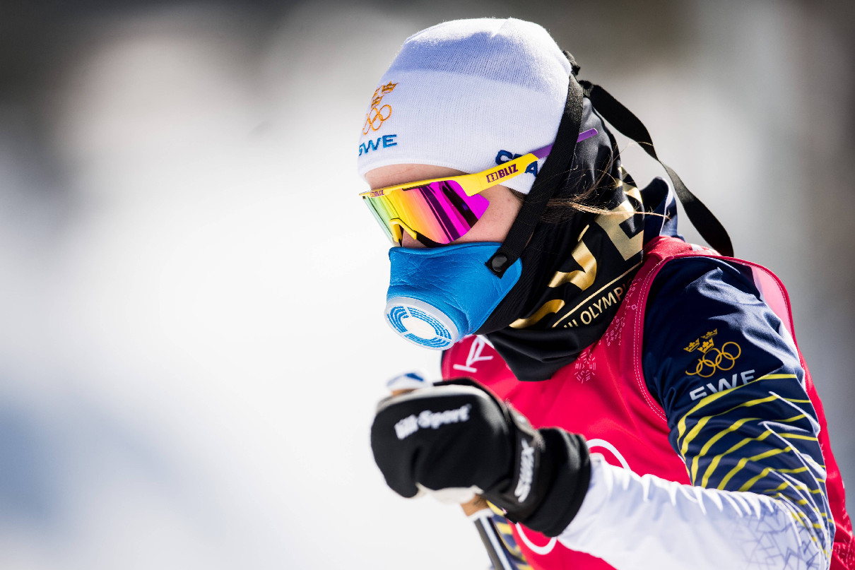 Шведская лыжница Эбба Андерссон на тренировке