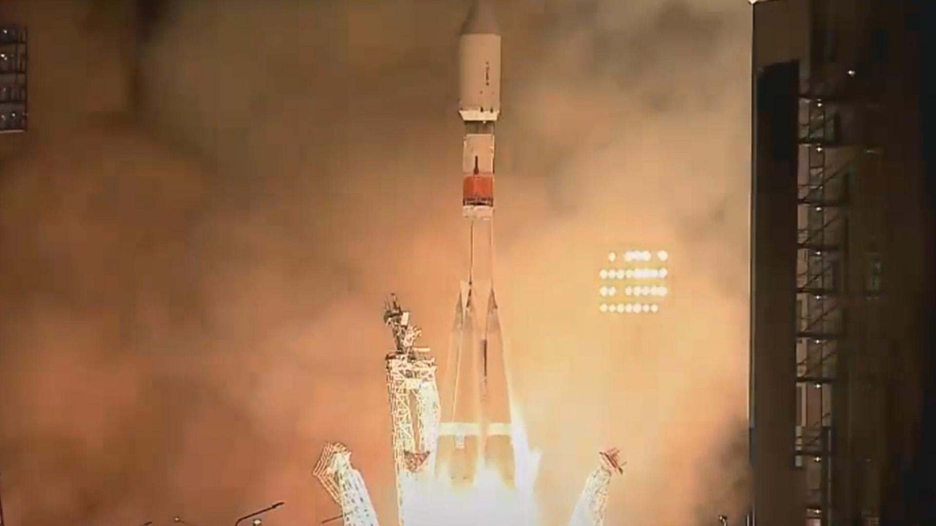 Россия запустила ракету с первым интернет-спутником — аналогом Starlink