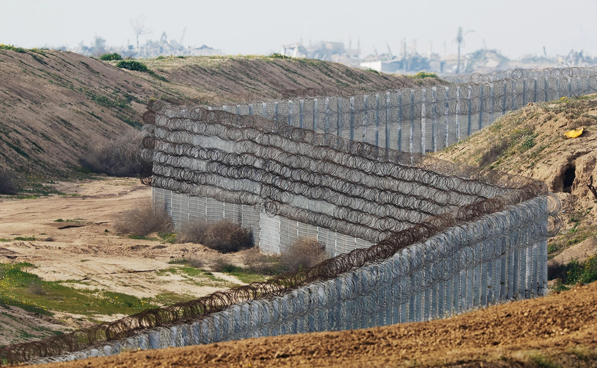 Amir Cohen / Reuters