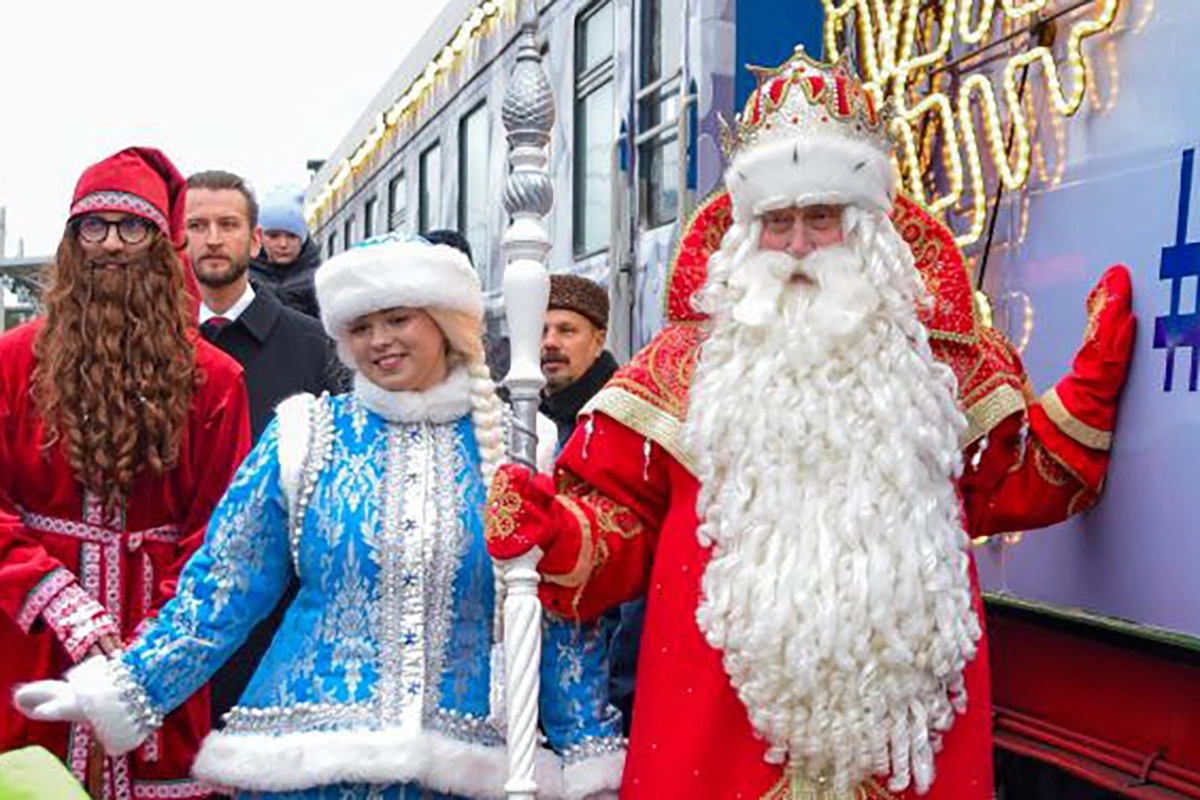 Объявлен маршрут поезда Деда Мороза. Он проедет более 20 тыс. км