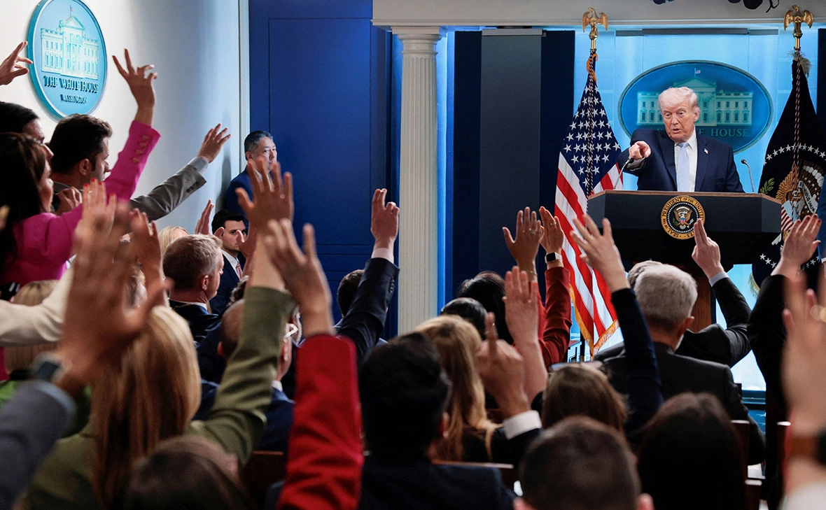 Evan Vucci / Reuters