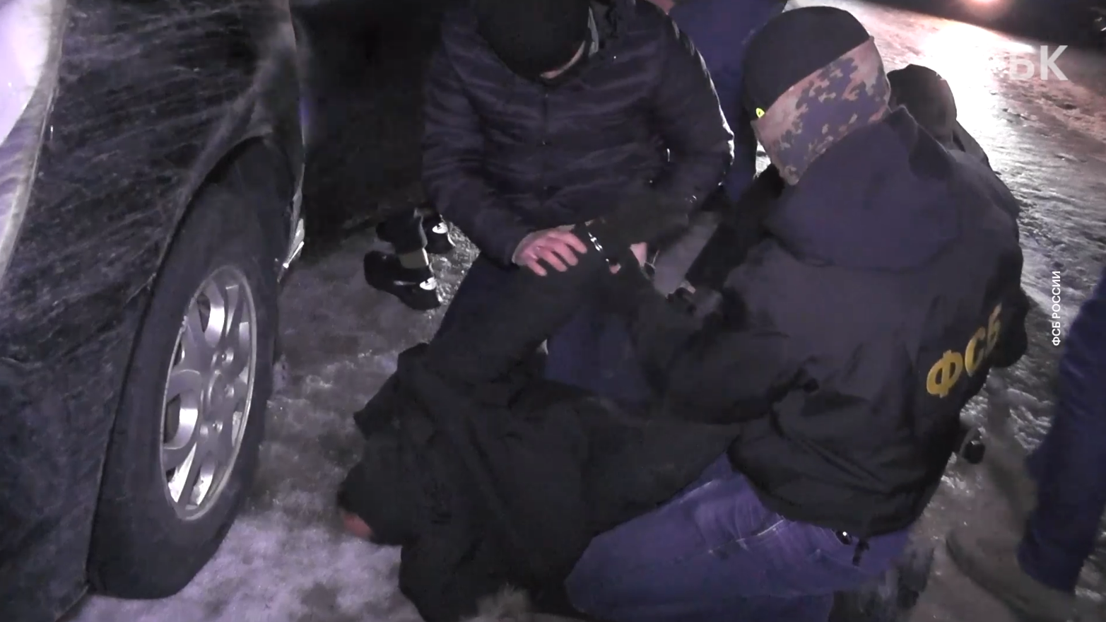 ФСБ задержала трех иностранцев почти с 700 кг кокаина