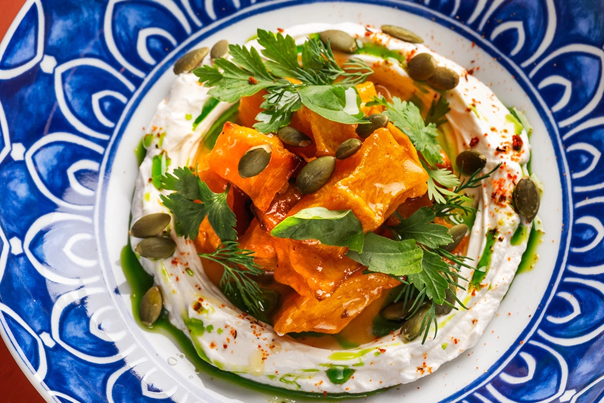 Медовая тыква в ткемали со взбитой фетой