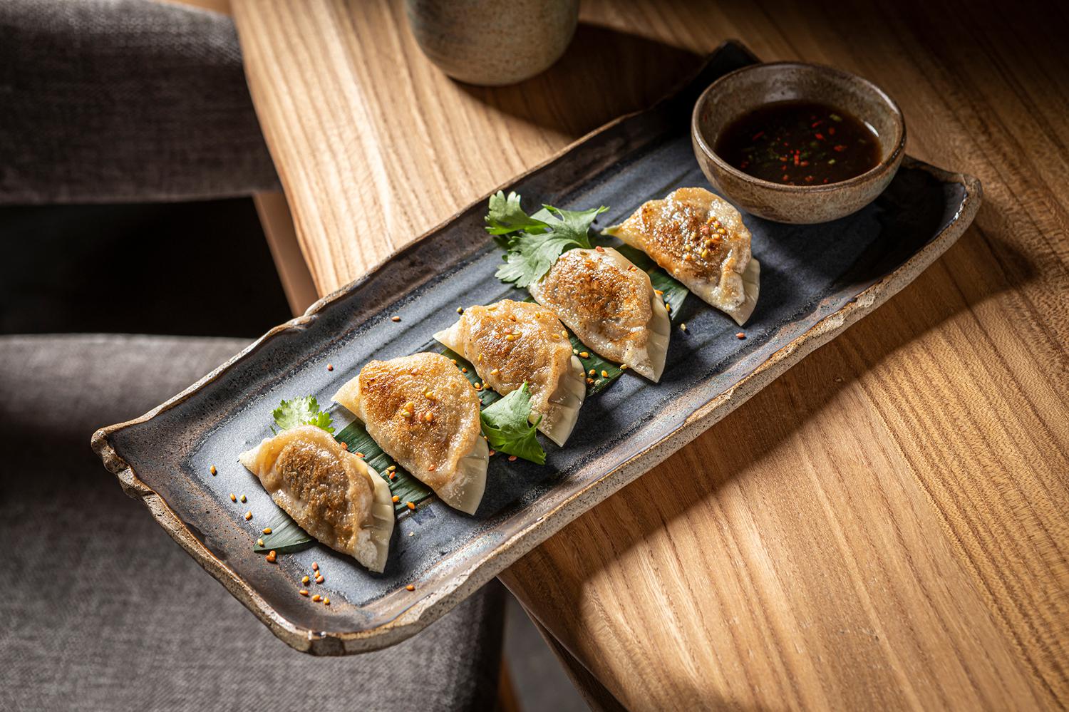 Гедза с вагю в Kitana Asia Grill