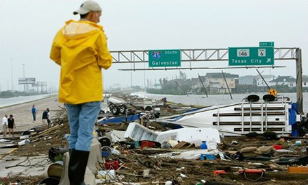 Ураган Айк устроил в Техасе транспортный коллапс