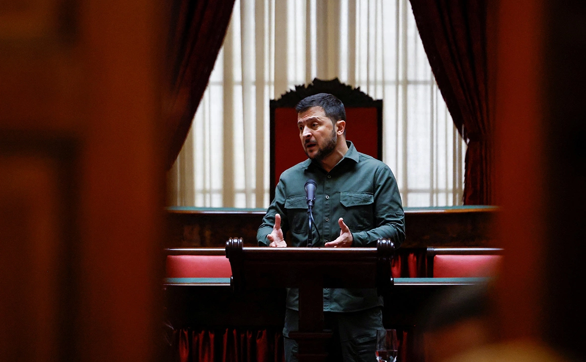 Evelyn Hockstein / Reuters