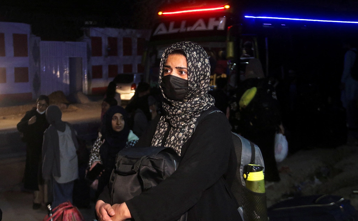 Naseer Ahmed / Reuters