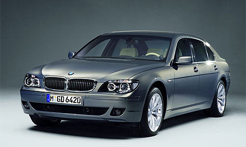 BMW выпустил эксклюзивный вариант 7 серии