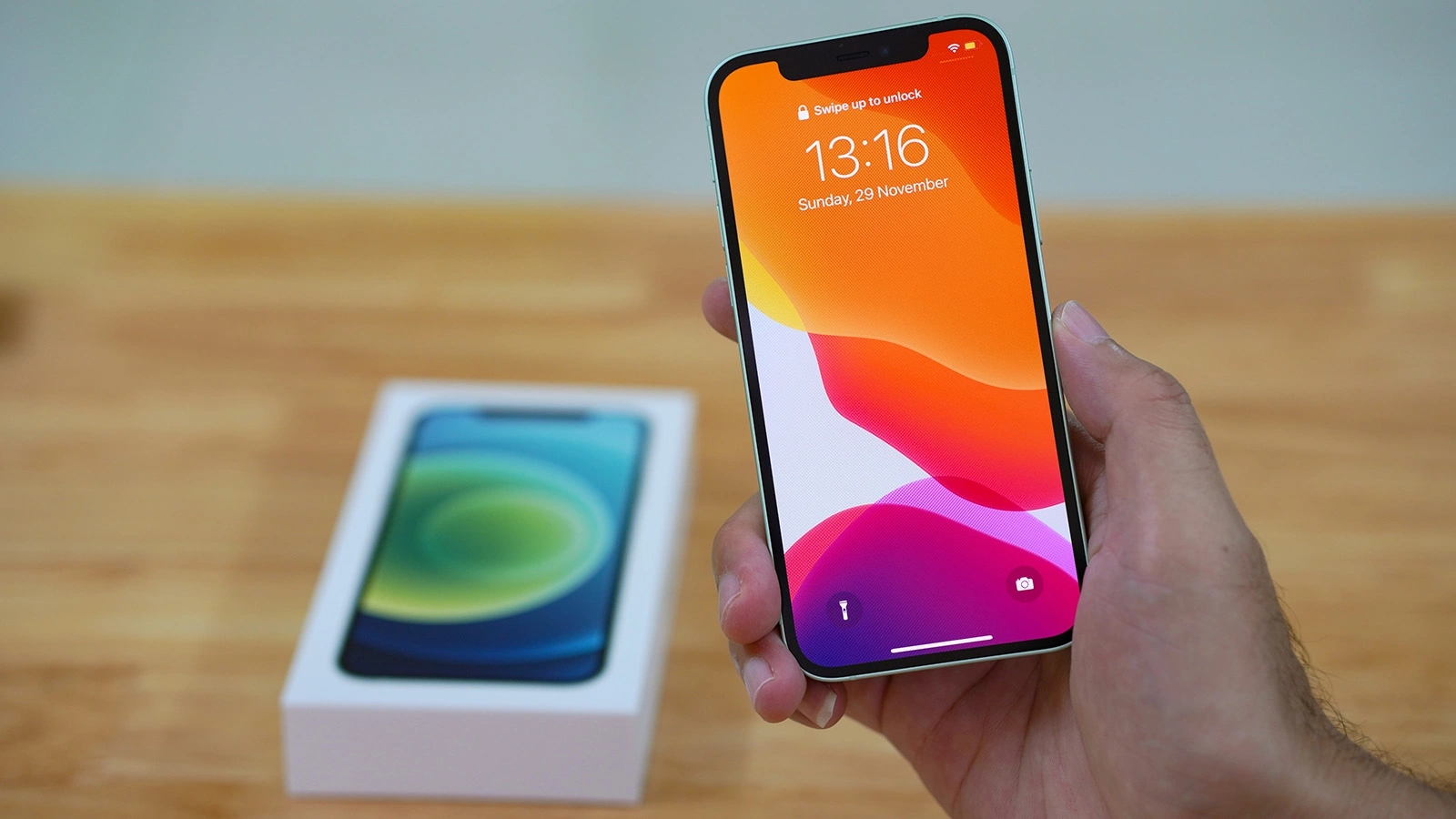 Как на iPhone изменить время и дату и поменять формат времени