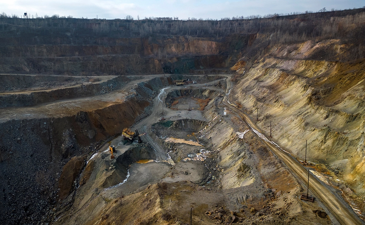 Thomas Peter / Reuters