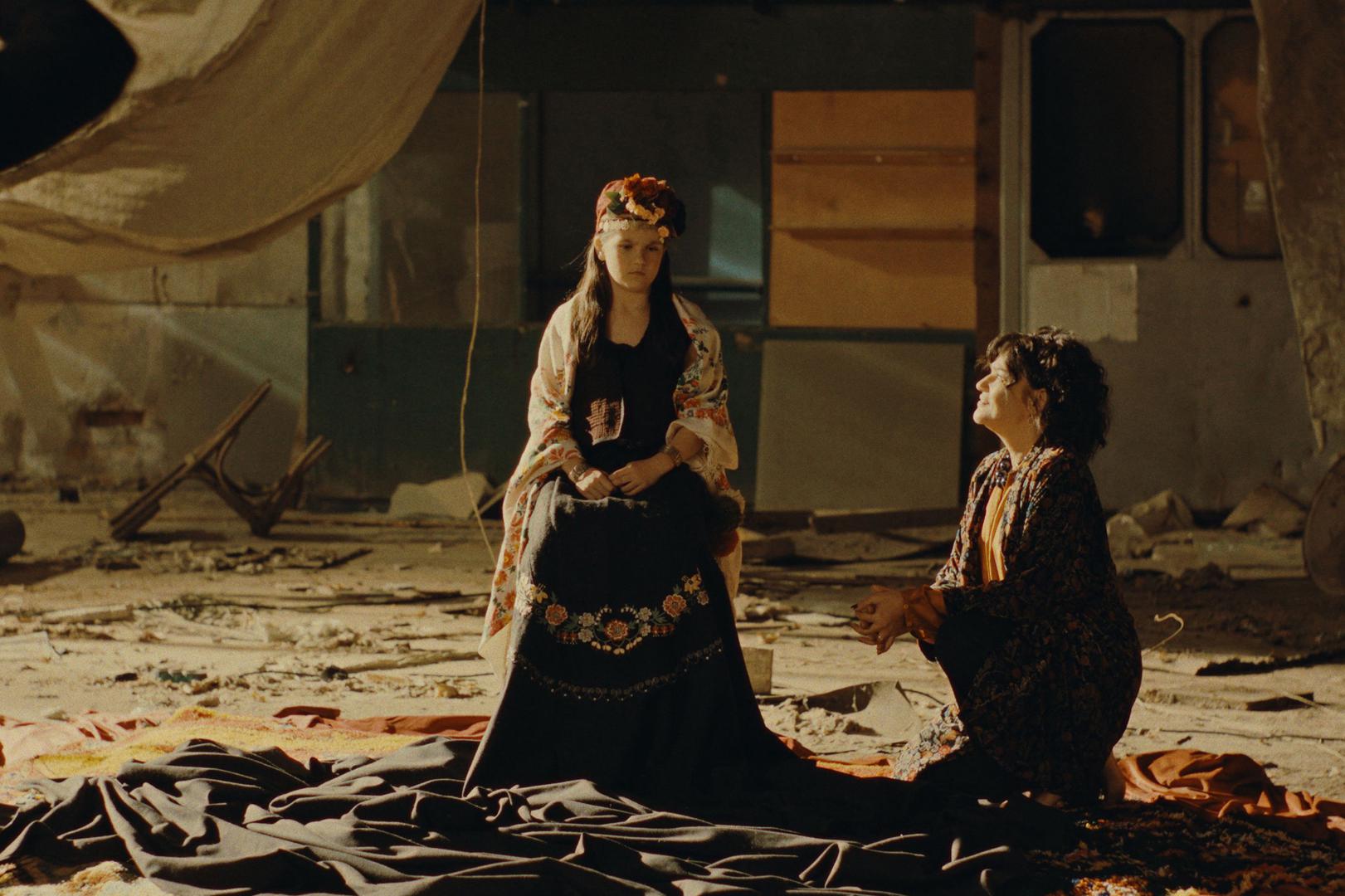 Кадр из фильма&nbsp;&laquo;Нина Роза&raquo;