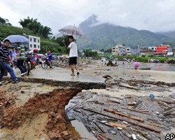 В Китае тайфун "Фанаби" унес уже 33 жизни