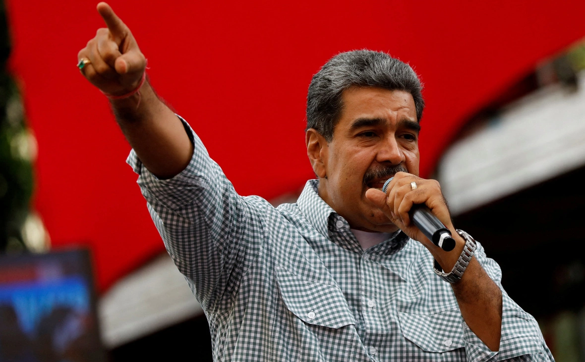 Fausto Torrealba / Reuters