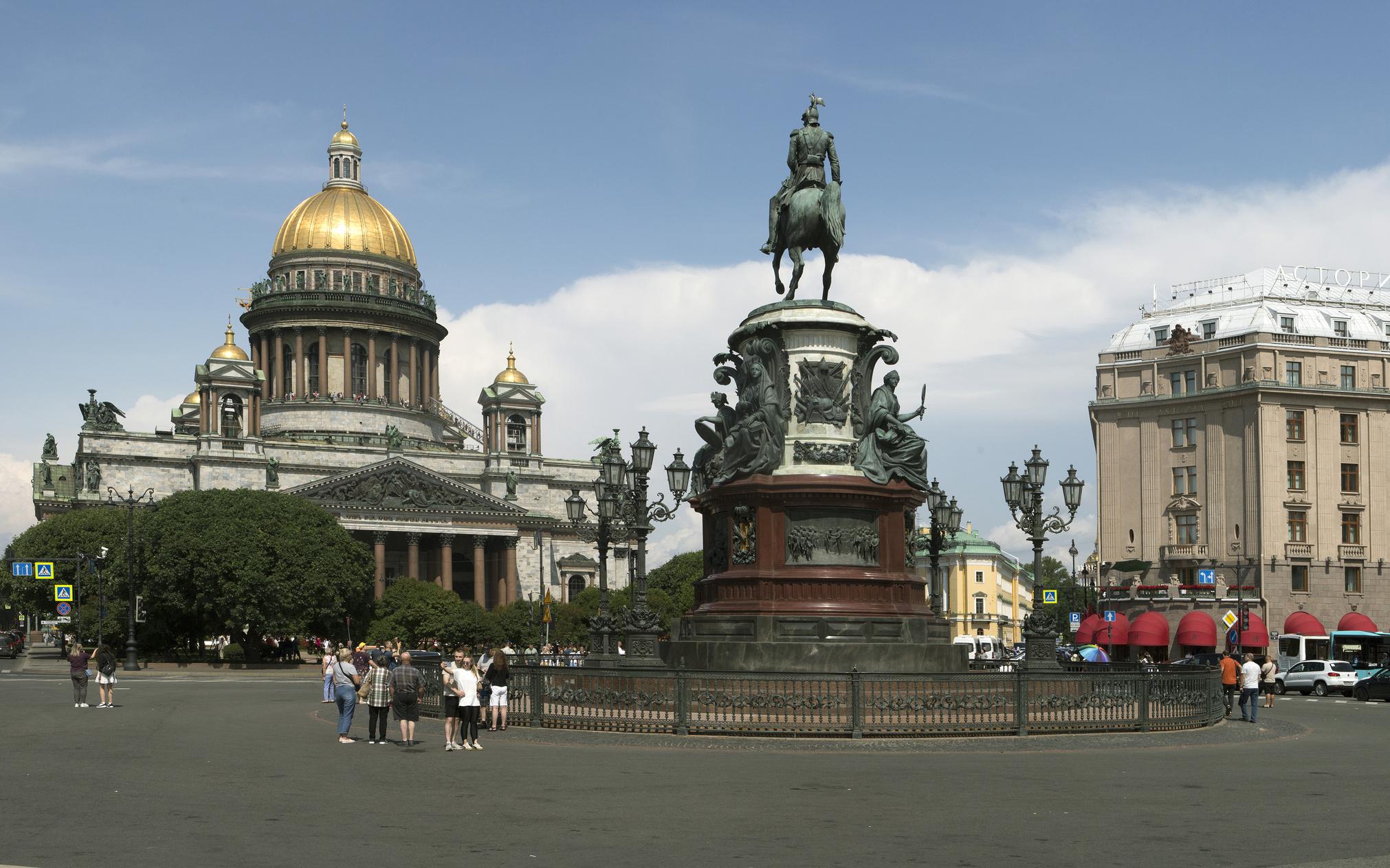 По итогам первого осеннего месяца на Санкт-Петербург пришлось 9% от всех бронирований по стране