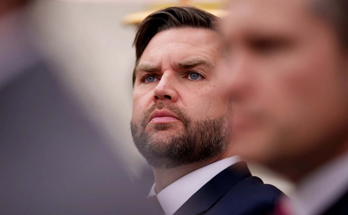 Andrew Harnik / Getty Images