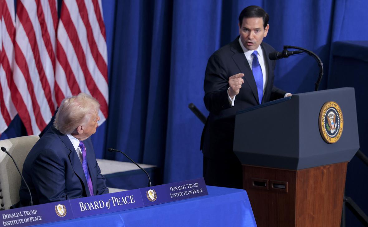 Допальд Трамп и Марко Рубио (слева направо)