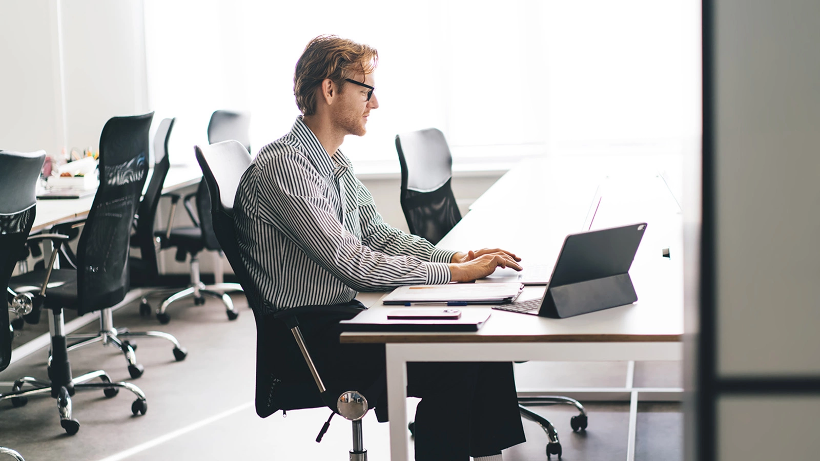 Можно ли вызывать сотрудника на работу в выходной. Чем это грозит