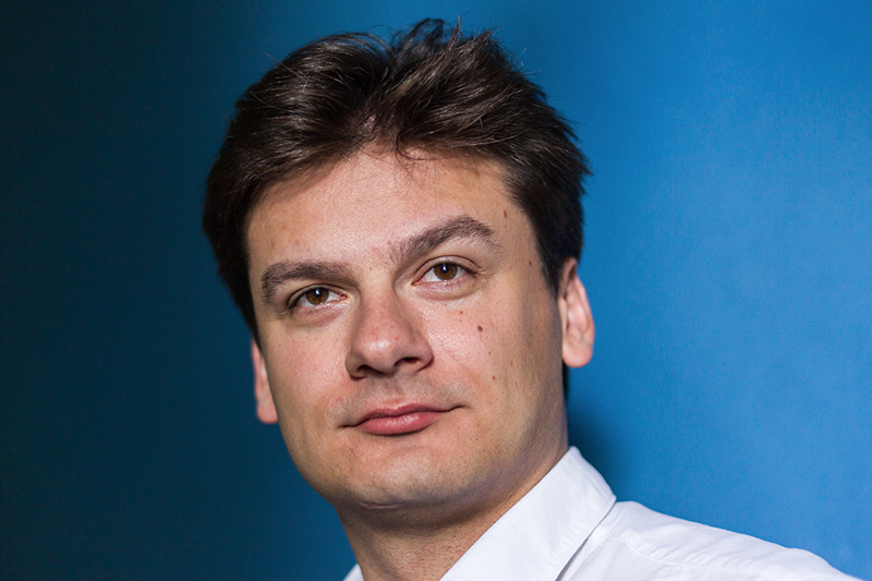 В начале 2016 года Гурдус уступил кресло гендиректора Александру Пилипчуку, до&nbsp;этого момента он отвечал за&nbsp;клиентский сервис и&nbsp;работу с&nbsp;лечебными учреждениями в&nbsp;немецкой страховой компании Allianz


