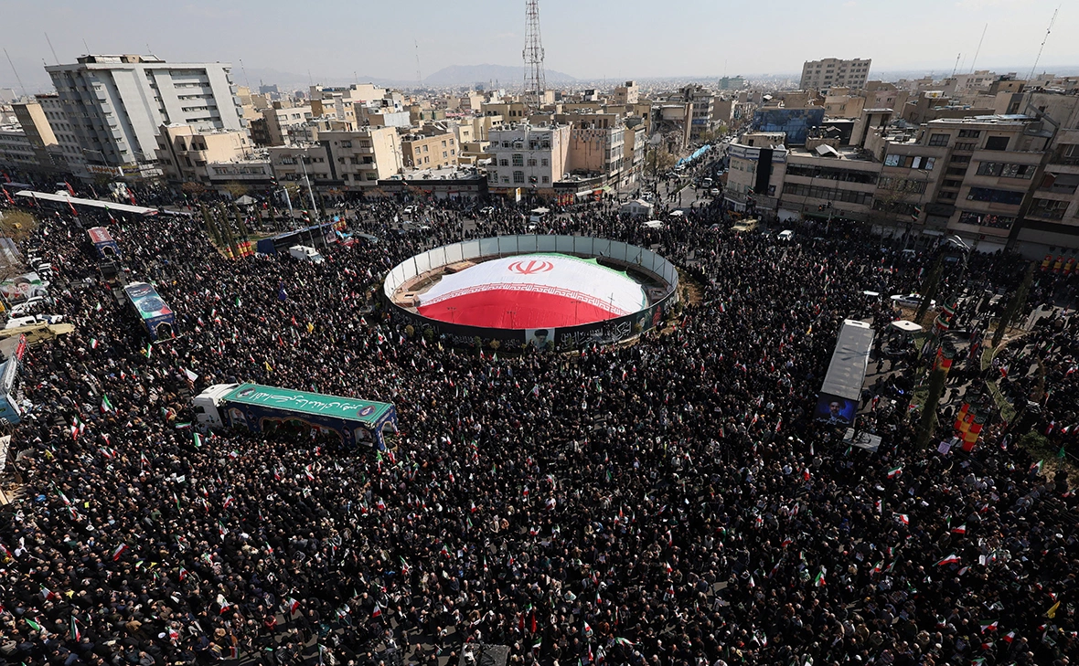 Alaa Al Marjani / Reuters