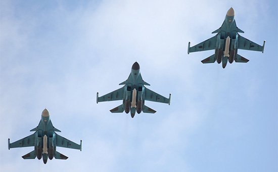 Группа многофункциональных истребителей-бомбардировщиков Су-34 ВКС России

