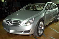 DaimlerChrysler показывает концепт-кар Mercedes Grand Sports Tourier