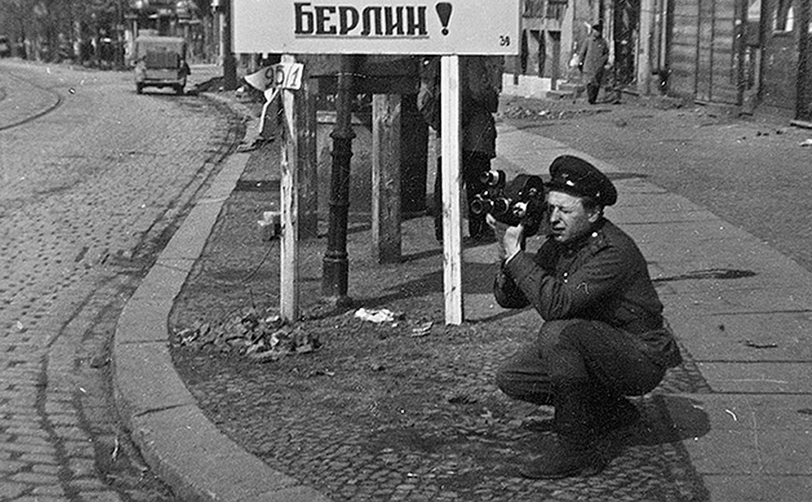 Борис Соколов в Берлине, 1945 год.