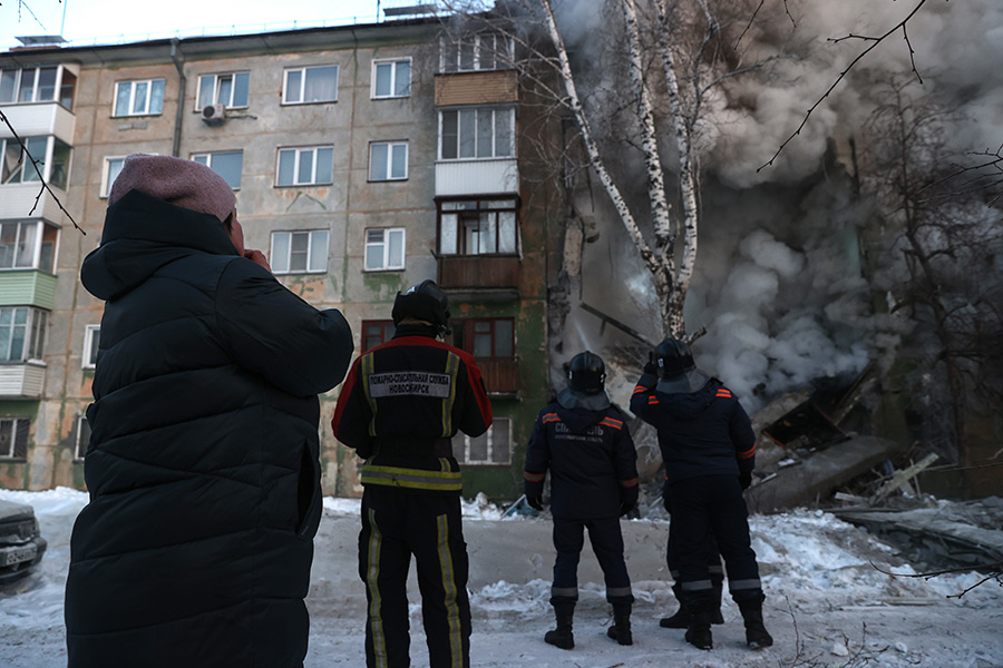 Власти планируют выплатить жильцам, лишившимся квартир из-за взрыва, по 100 тыс. руб., сообщил мэр Анатолий Локоть.&nbsp;