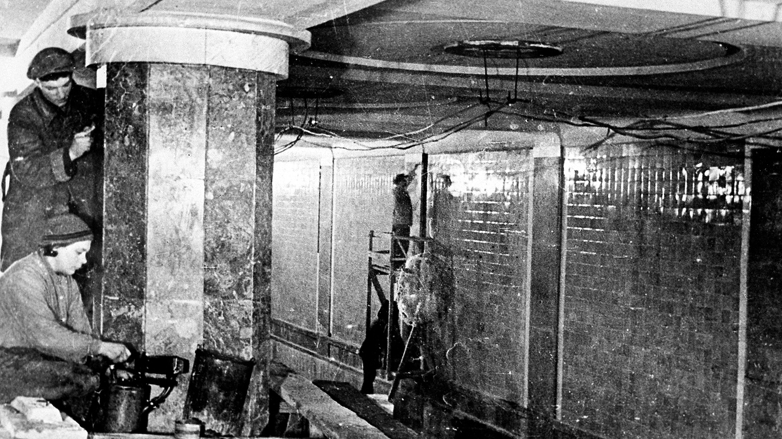 Московскому метро 90 лет. Как появилась первая ветка подземки