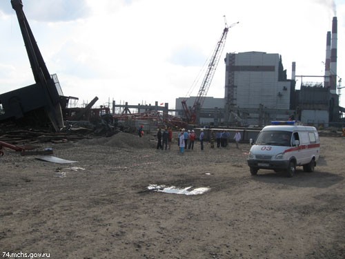На стройке ГРЭС в Троицке упал башенный кран: пятеро погибших