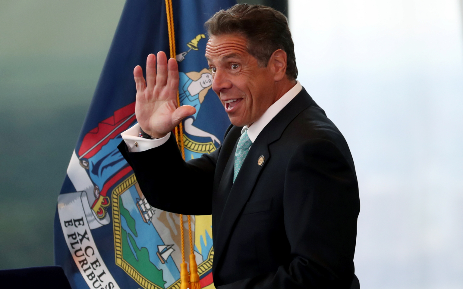 Байден призвал главу штата Нью-Йорк к отставке из-за «харассмент-гейта»