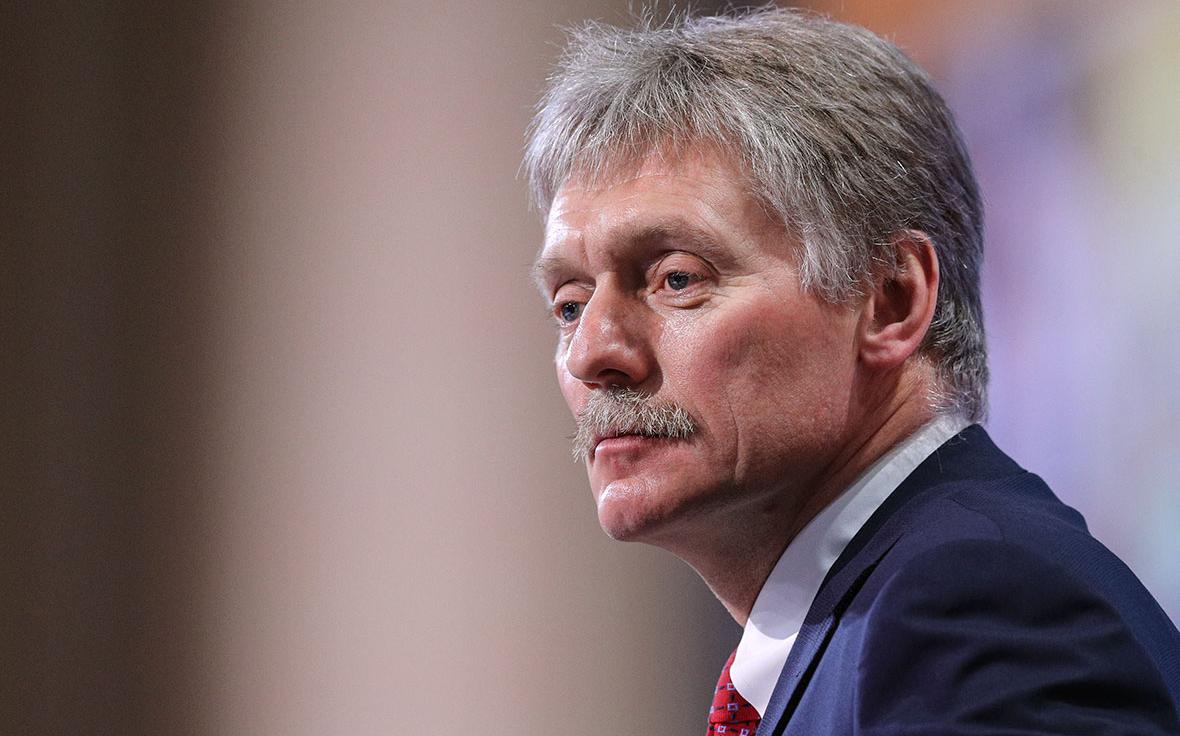 Песков рассказал о нецелесообразности встречи Путина с Зеленским