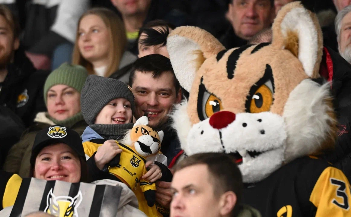 ХК «Северсталь»