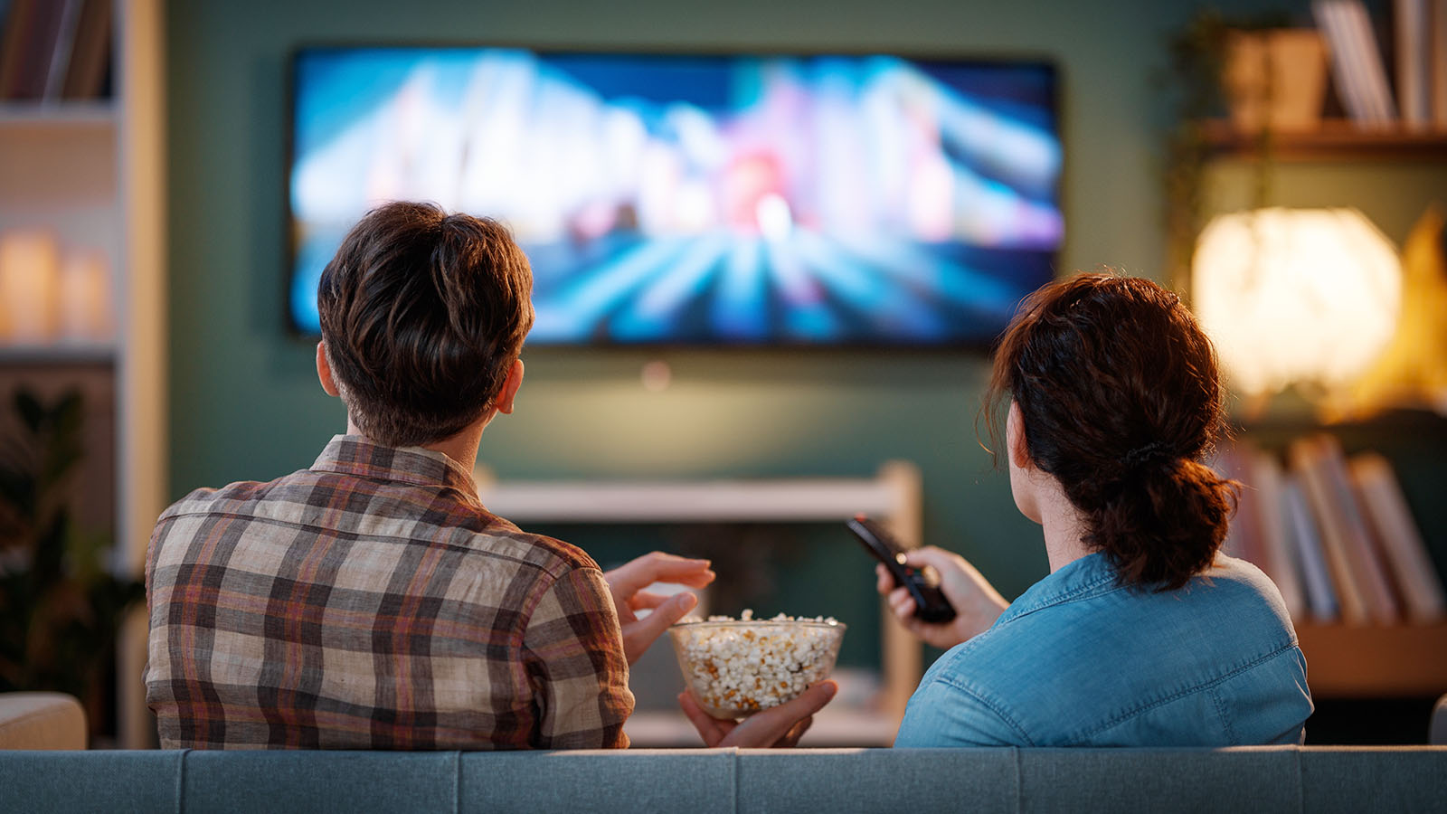 «Кинопоиск» остается лидером среди онлайн-кинотеатров в России