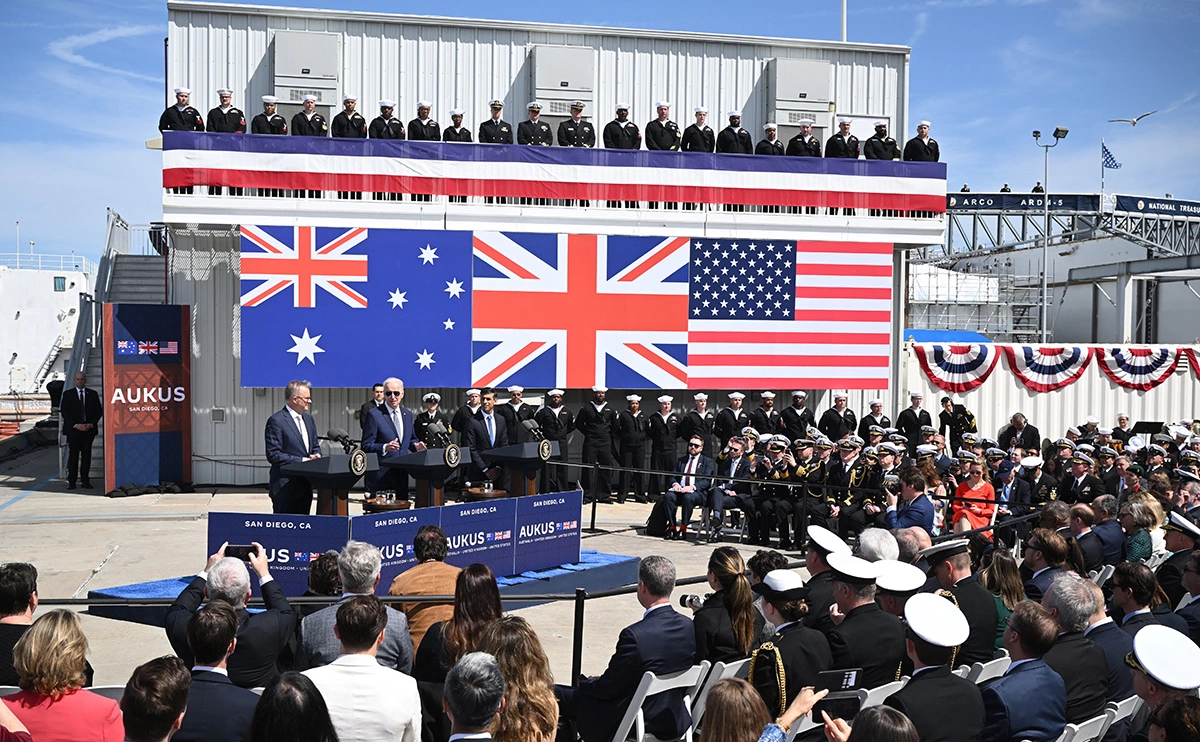 Leon Neal / Getty Images