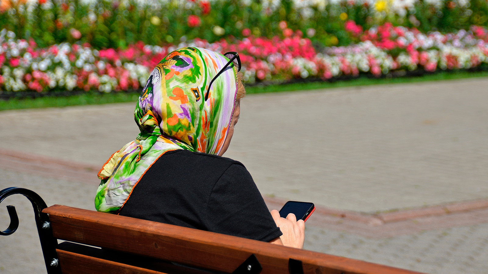В октябре представят «Зосиму». Что известно о православном мессенджере