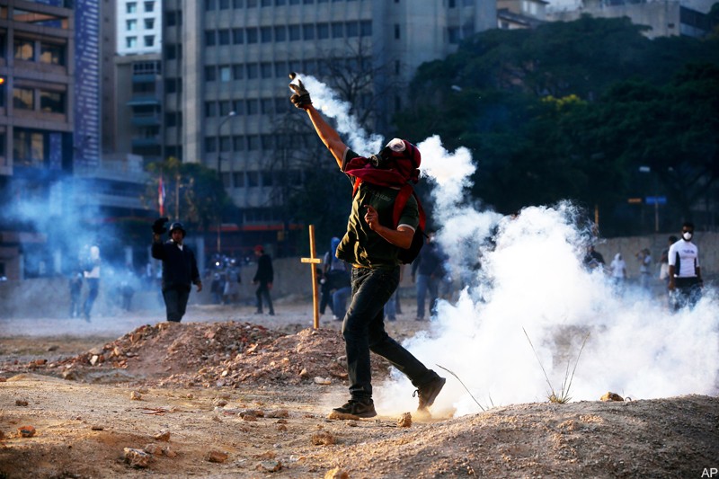 Венесуэла: от студенческих протестов к вооруженному конфликту