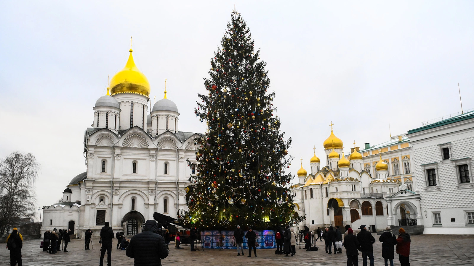 Главная елка страны в Кремле