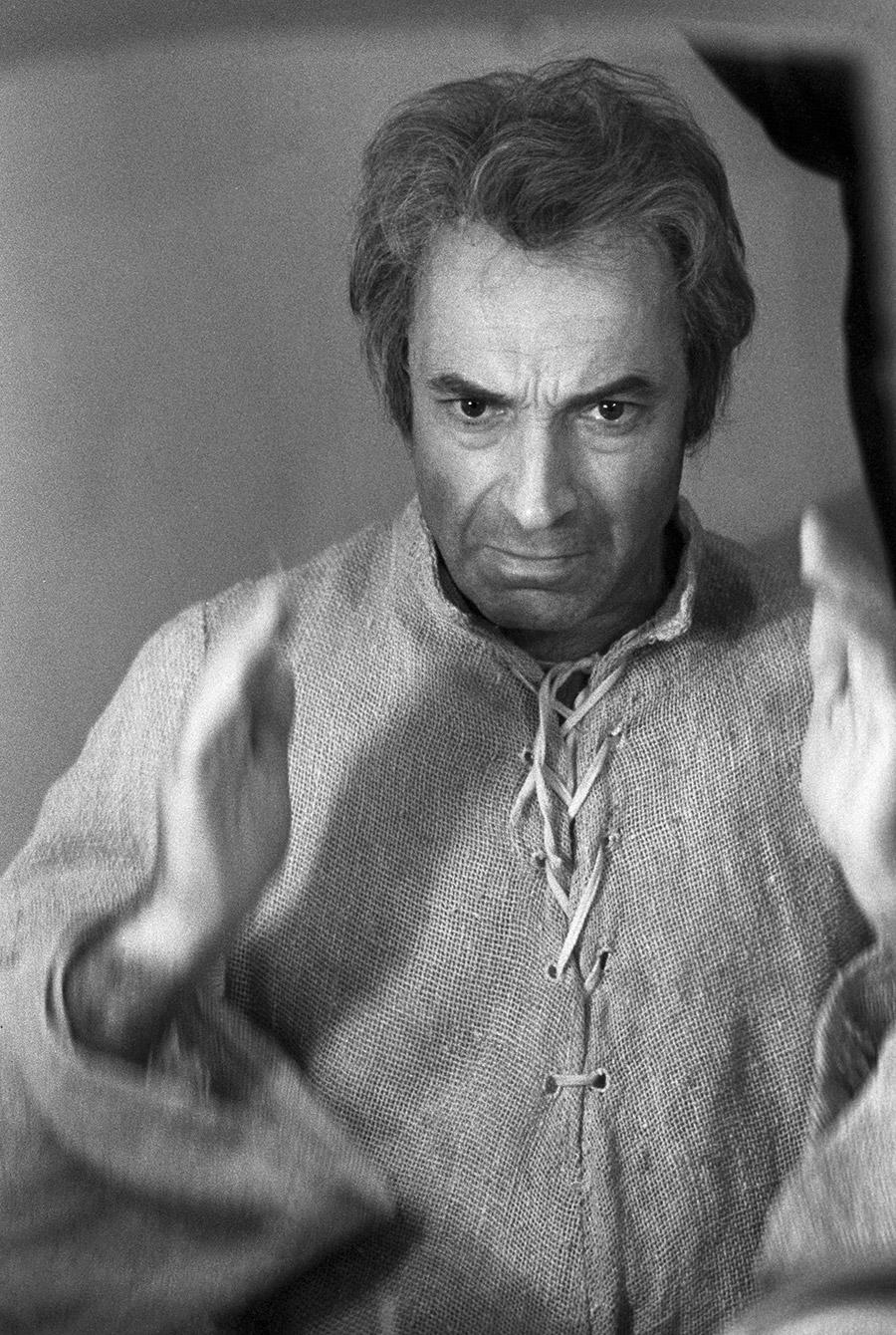 Валентин Гафт