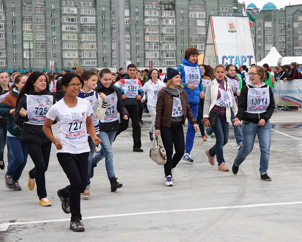 Во Всероссийском дне бега в Казани приняли участие более 20 тыс. человек