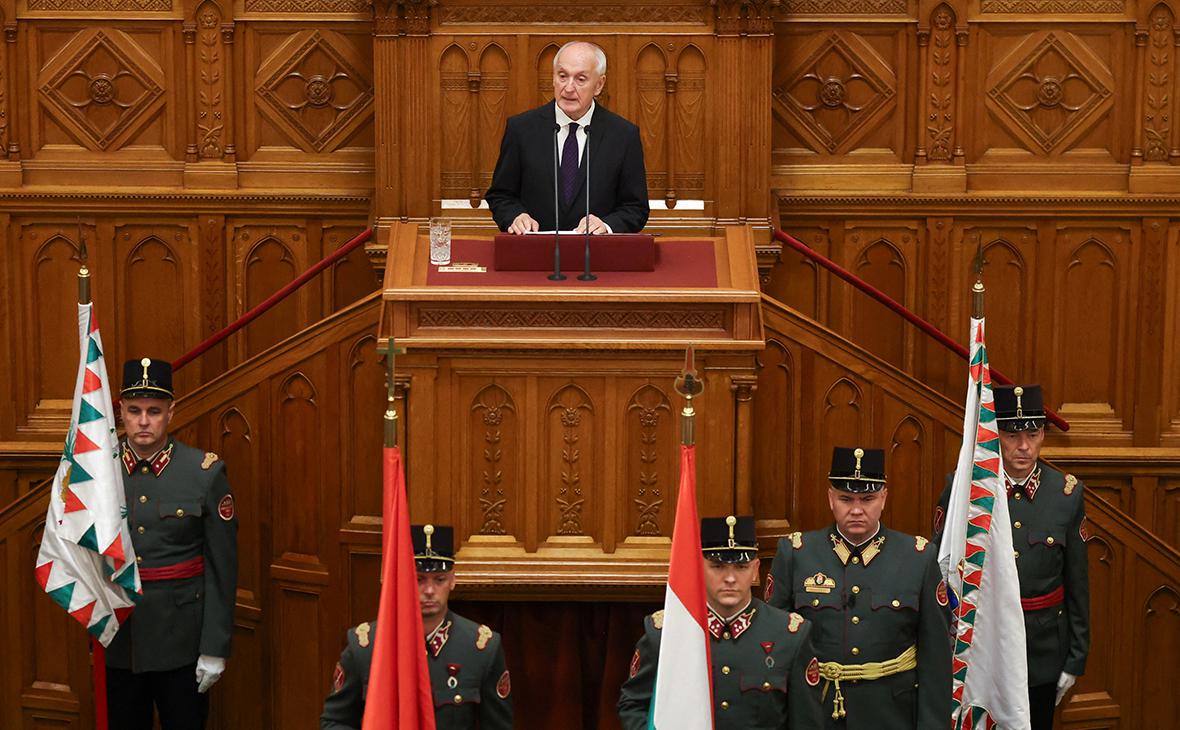 Андраша Баку избрали президентом Венгрии