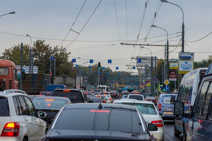 В Москве перекрыли Мичуринский проспект ради нового метро 